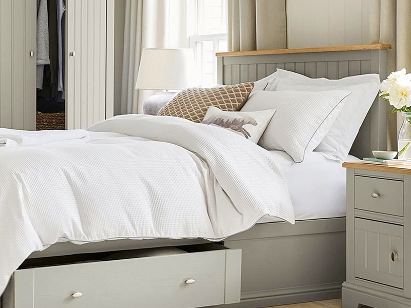 Lexon Building Services | Bedroom Fitter | Decking Installation | Kitchen Fitter | Painting and Decorating