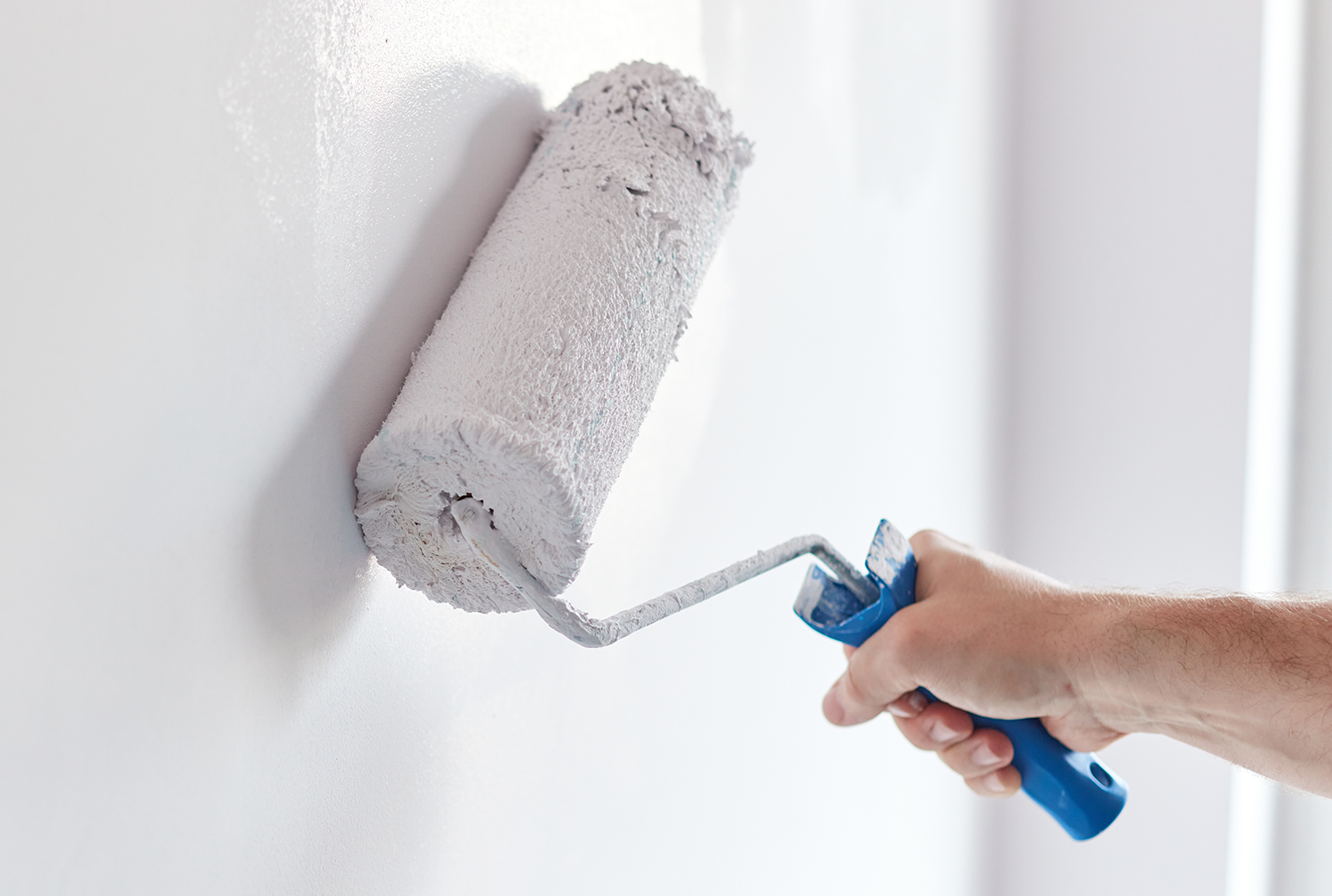 Lexon Building Services | Bedroom Fitter | Decking Installation | Kitchen Fitter | Painting and Decorating