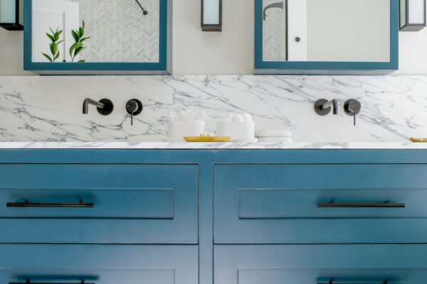 Lexon Building Services | Bedroom Fitter | Decking Installation | Kitchen Fitter | Painting and Decorating