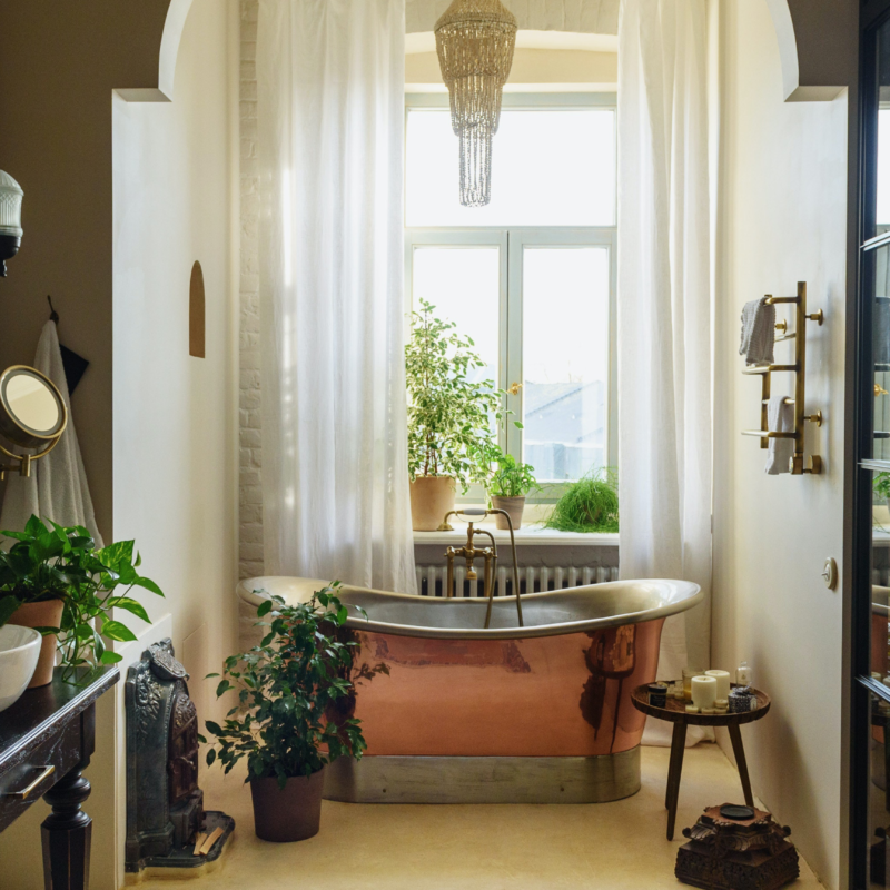 Lexon Building Services | Bedroom Fitter | Decking Installation | Kitchen Fitter | Painting and Decorating