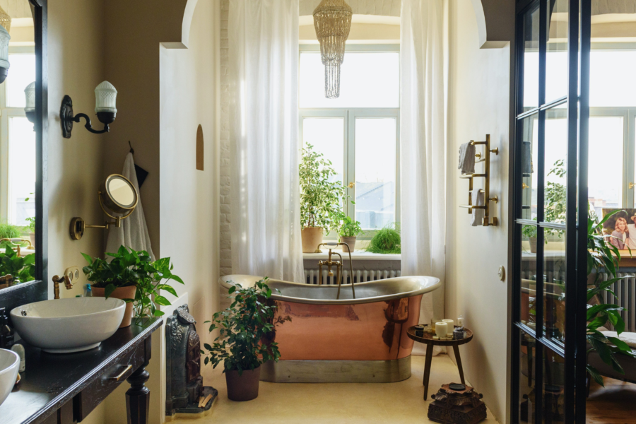 Lexon Building Services | Bedroom Fitter | Decking Installation | Kitchen Fitter | Painting and Decorating