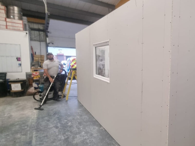 Lexon Building Services | Bedroom Fitter | Decking Installation | Kitchen Fitter | Painting and Decorating