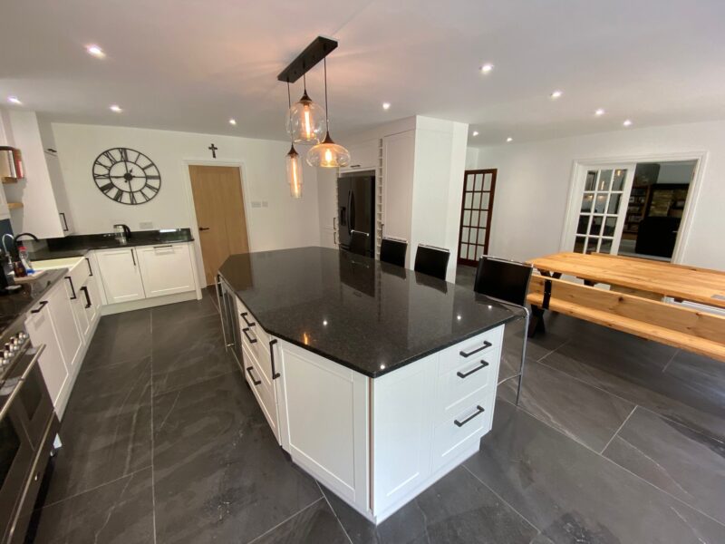 Lexon Building Services | Bedroom Fitter | Decking Installation | Kitchen Fitter | Painting and Decorating