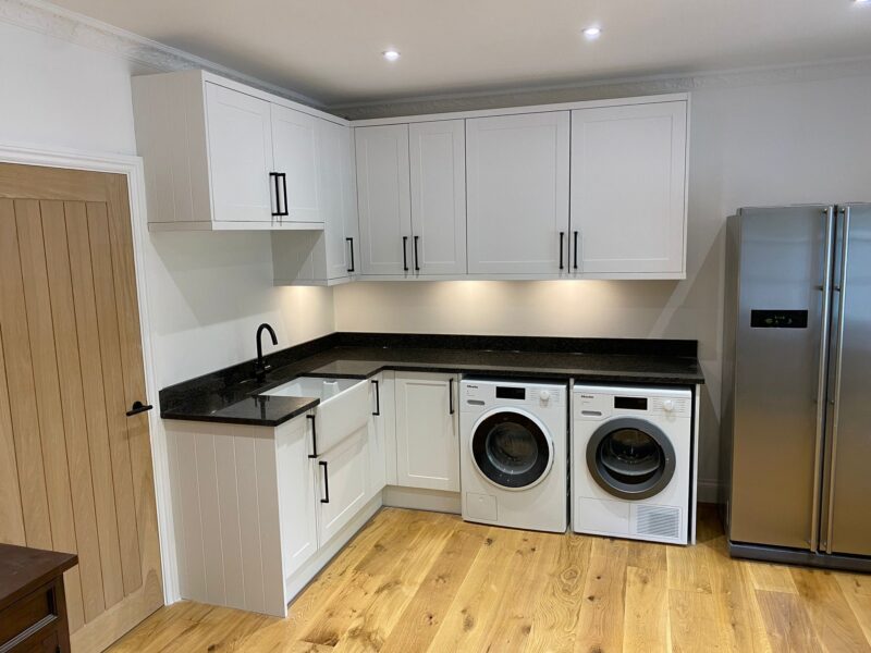 Lexon Building Services | Bedroom Fitter | Decking Installation | Kitchen Fitter | Painting and Decorating