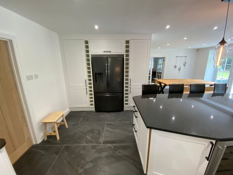 Lexon Building Services | Bedroom Fitter | Decking Installation | Kitchen Fitter | Painting and Decorating