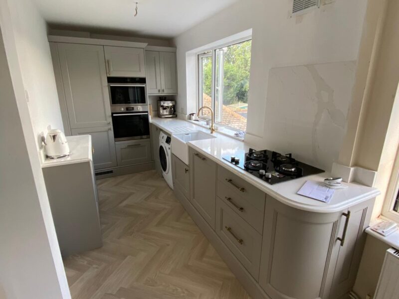 Lexon Building Services | Bedroom Fitter | Decking Installation | Kitchen Fitter | Painting and Decorating