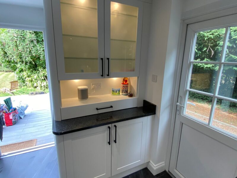 Lexon Building Services | Bedroom Fitter | Decking Installation | Kitchen Fitter | Painting and Decorating