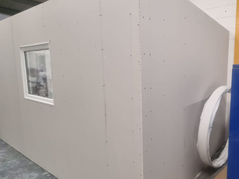 Lexon Building Services | Bedroom Fitter | Decking Installation | Kitchen Fitter | Painting and Decorating