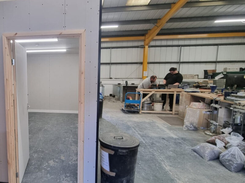 Lexon Building Services | Bedroom Fitter | Decking Installation | Kitchen Fitter | Painting and Decorating