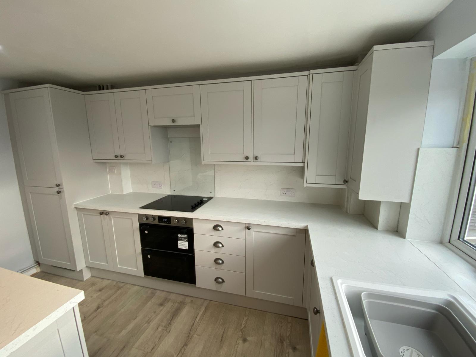 Lexon Building Services | Bedroom Fitter | Decking Installation | Kitchen Fitter | Painting and Decorating